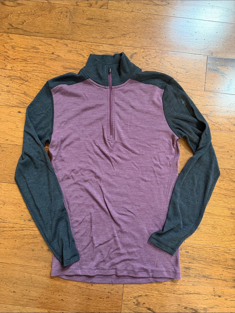 Men’s Smart Wool 3/4 zip sweater-medium